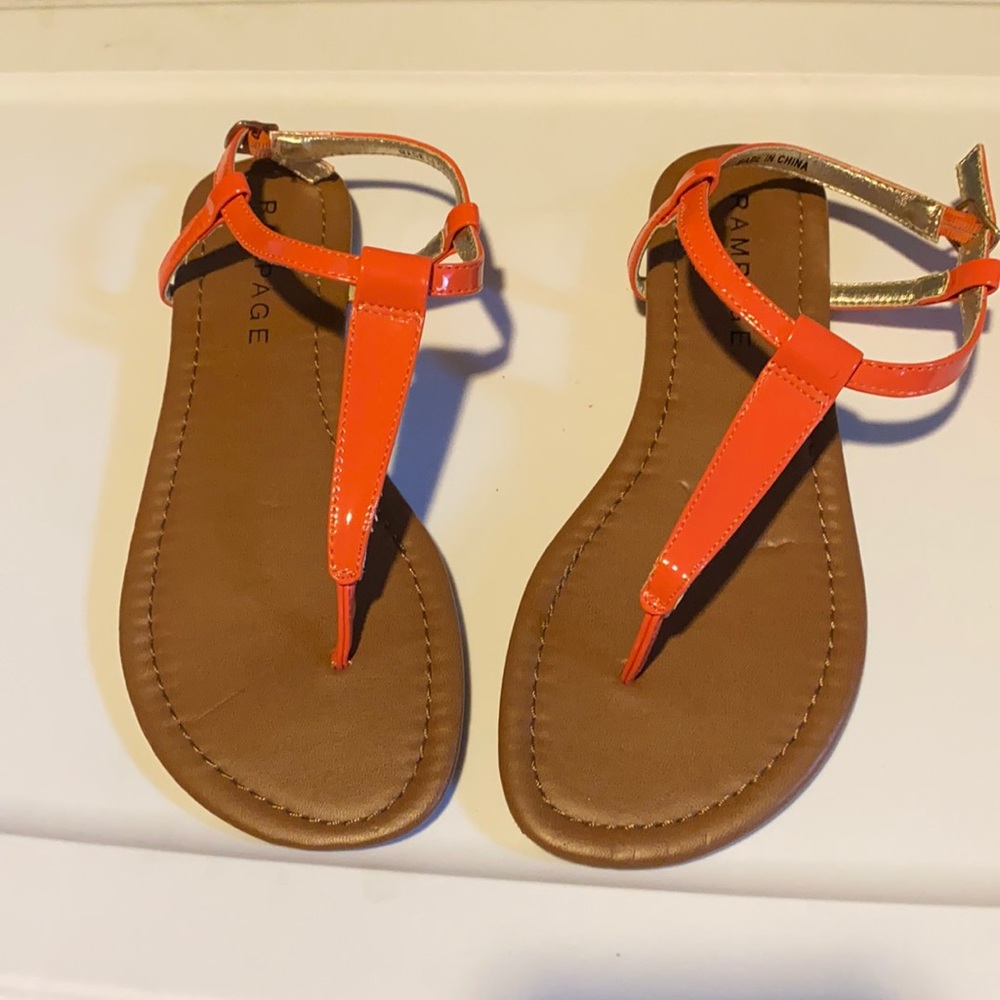 BRAND NEW . RAMPAGE CORAL ORANGE T strap sandals 🩴